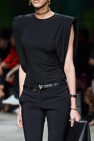 Look 36
